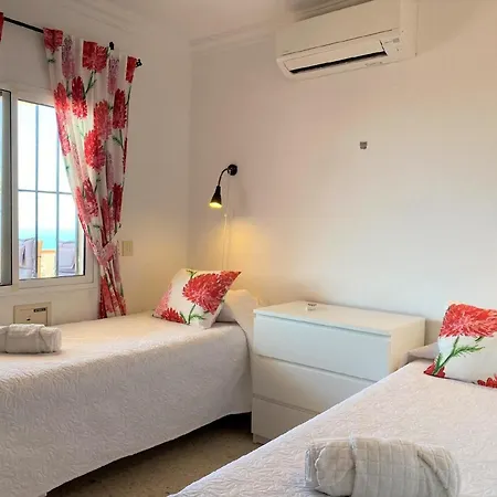 Fuer 4 Personen Ca 90 Qm In Nerja, Andalusien Costa Del Sol Nerja